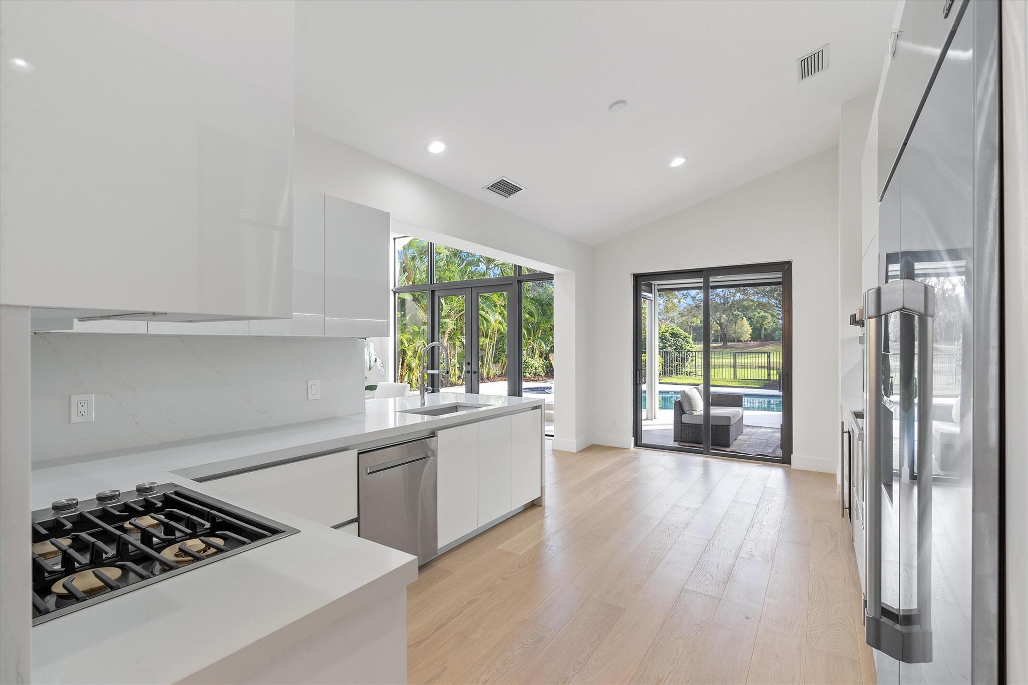 FRENCHMANS CREEK PAR G-4 - Residential