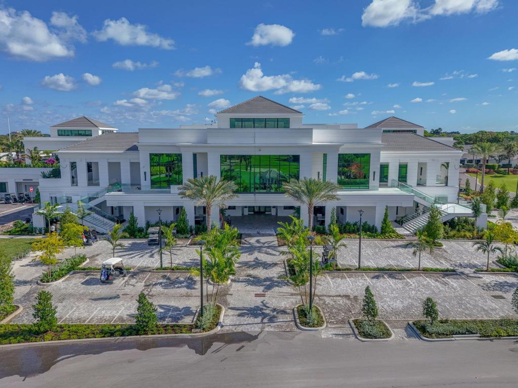 FRENCHMANS CREEK PAR G-4 - Residential