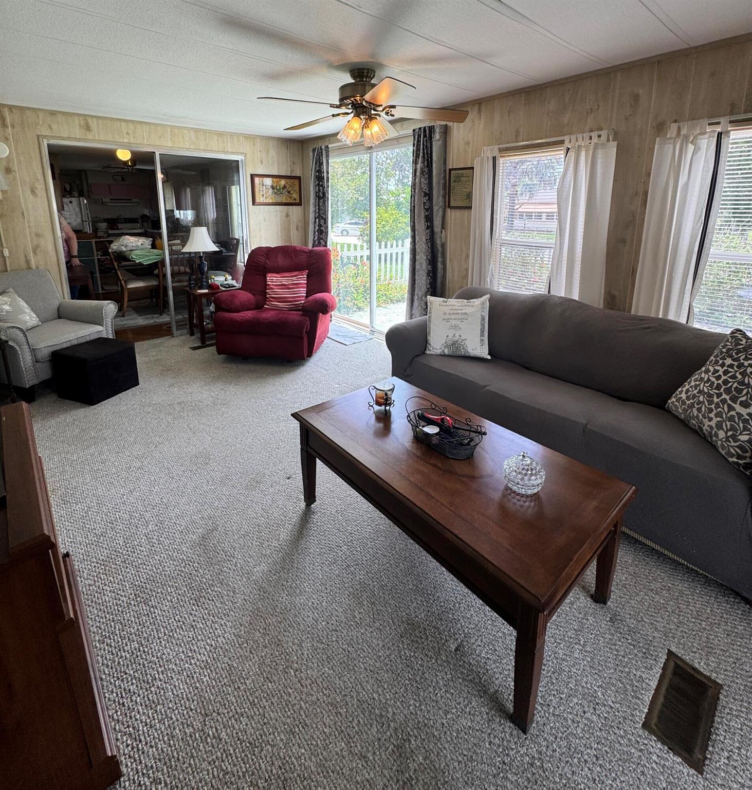 Spanish Lakes Country Clu - Residential