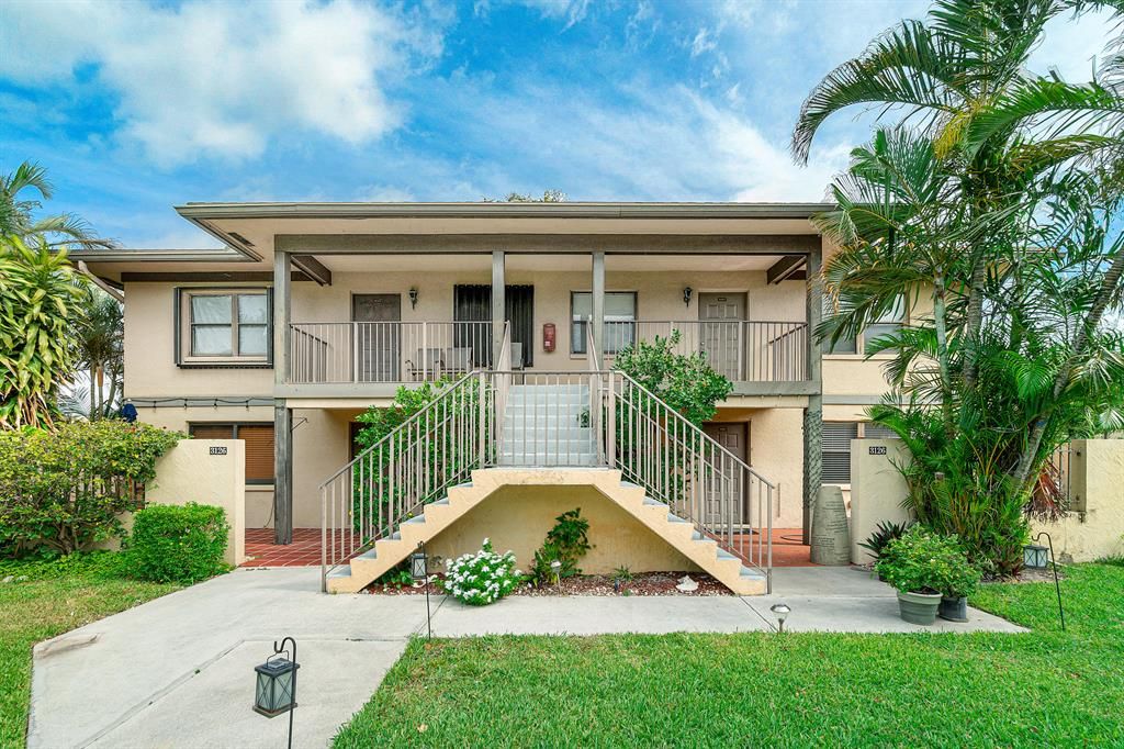 Photo of 3126 SW 20th Terrace #14b2, Delray Beach, FL 33445 (MLS # R10718414)