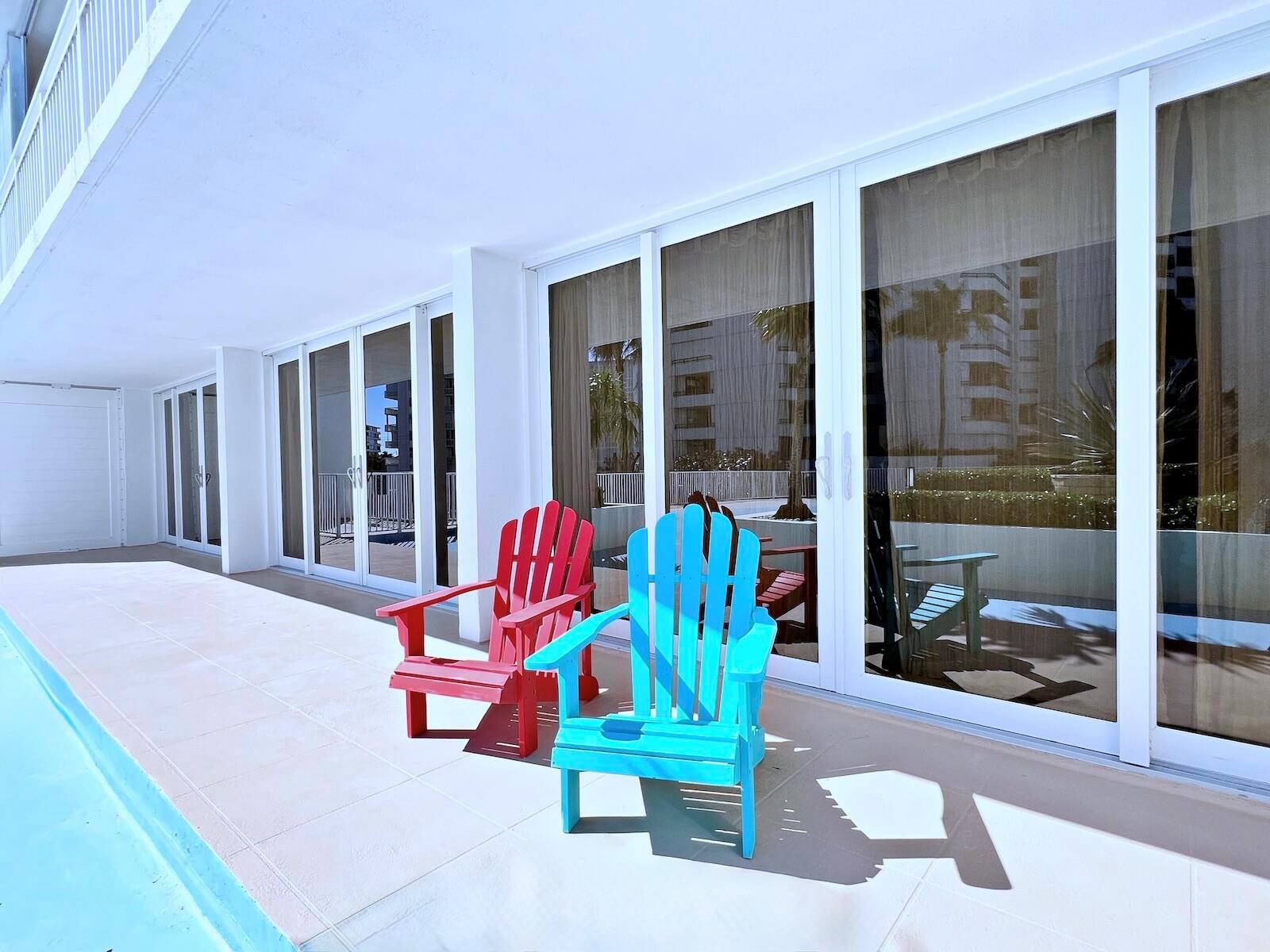 BARCLAY CONDO - Residential