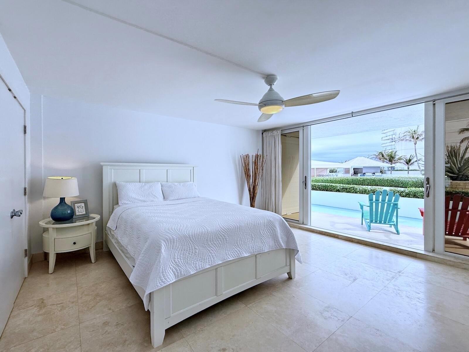 BARCLAY CONDO - Residential