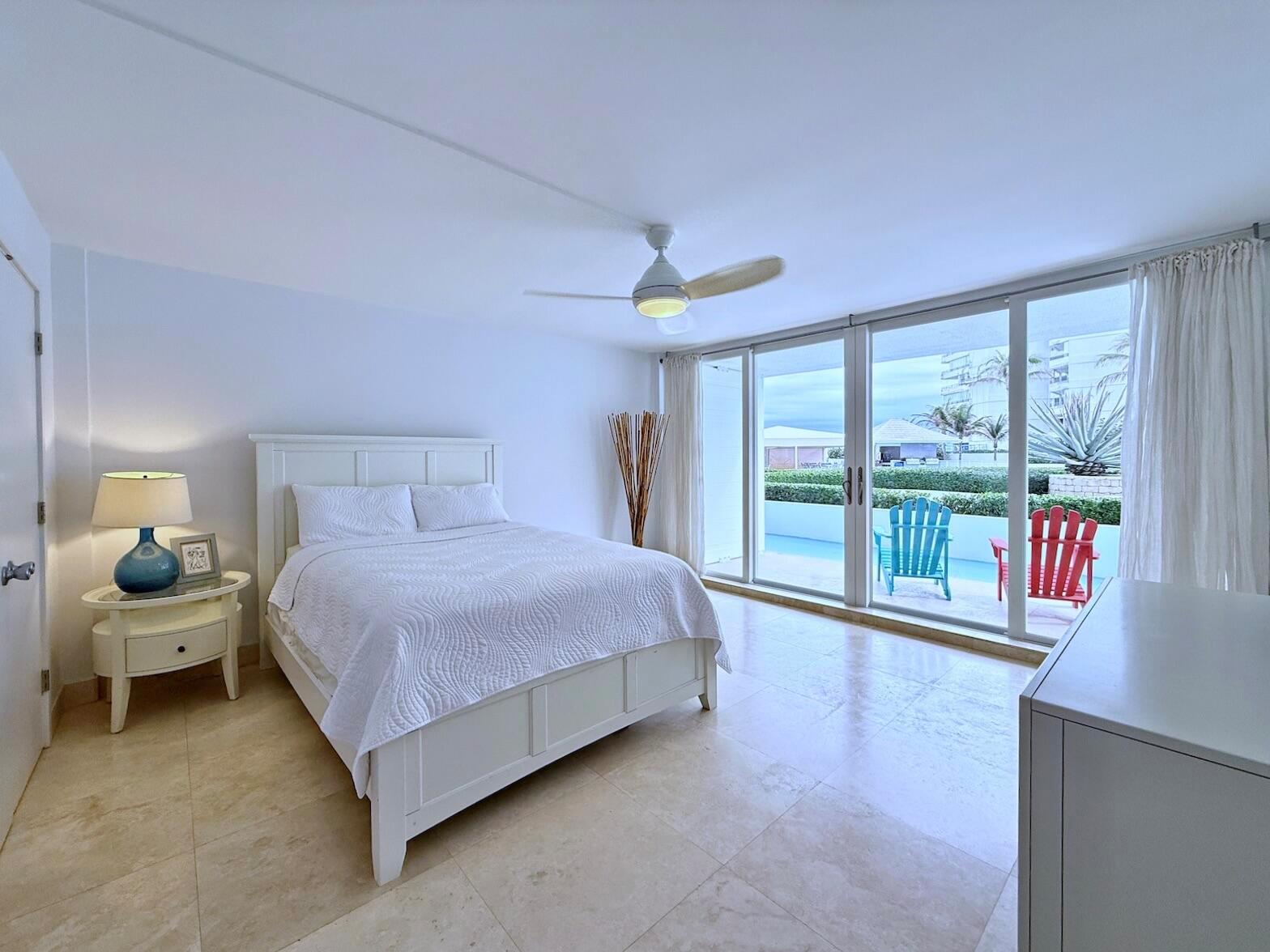 BARCLAY CONDO - Residential