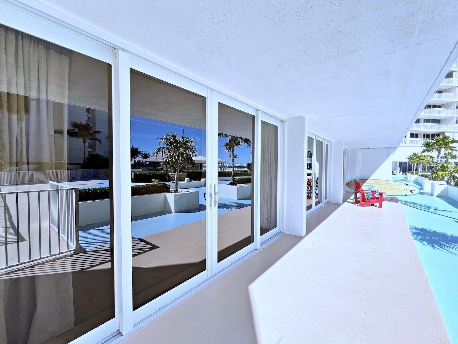 BARCLAY CONDO - Residential