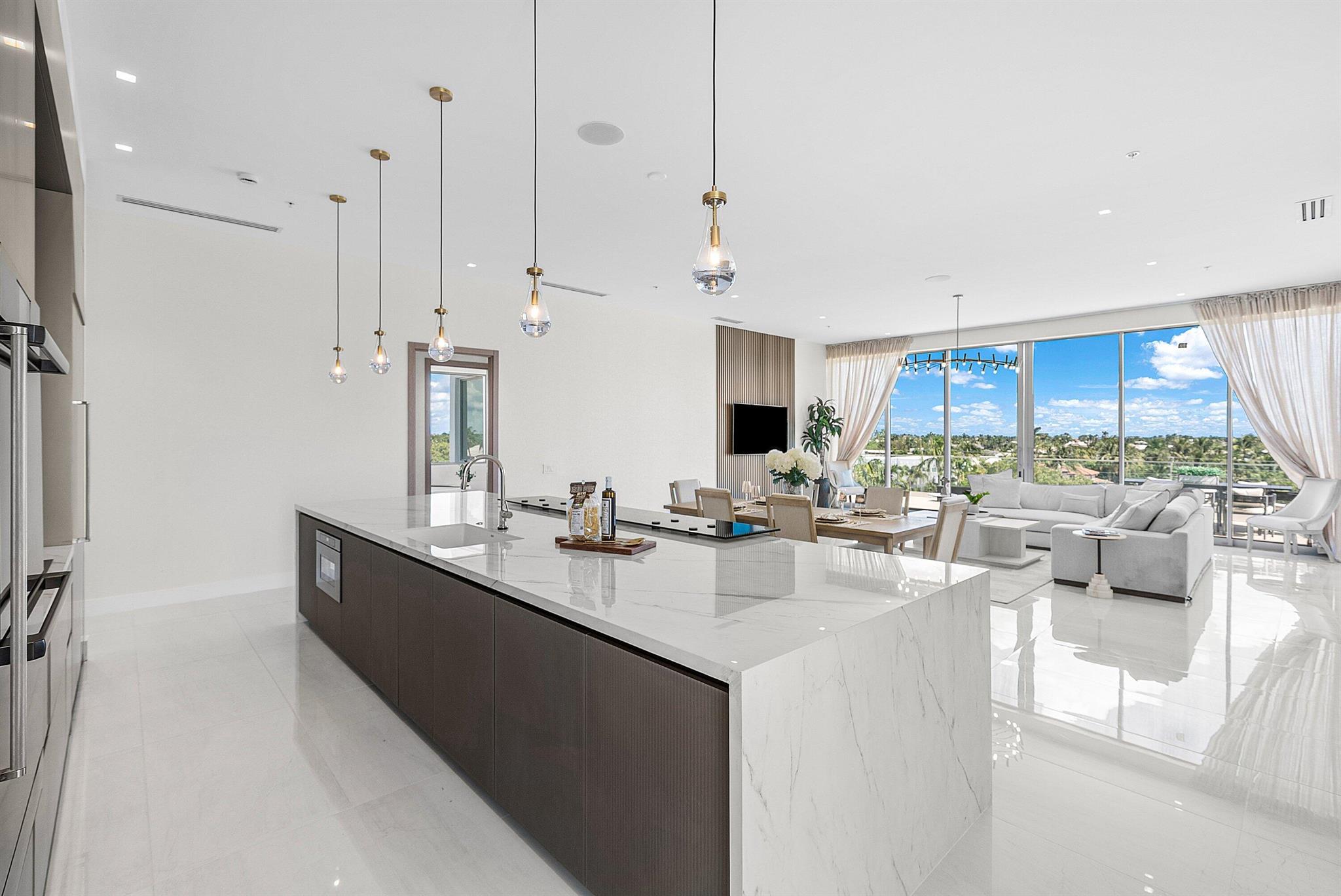 DELRAY TOWN OF - Residential