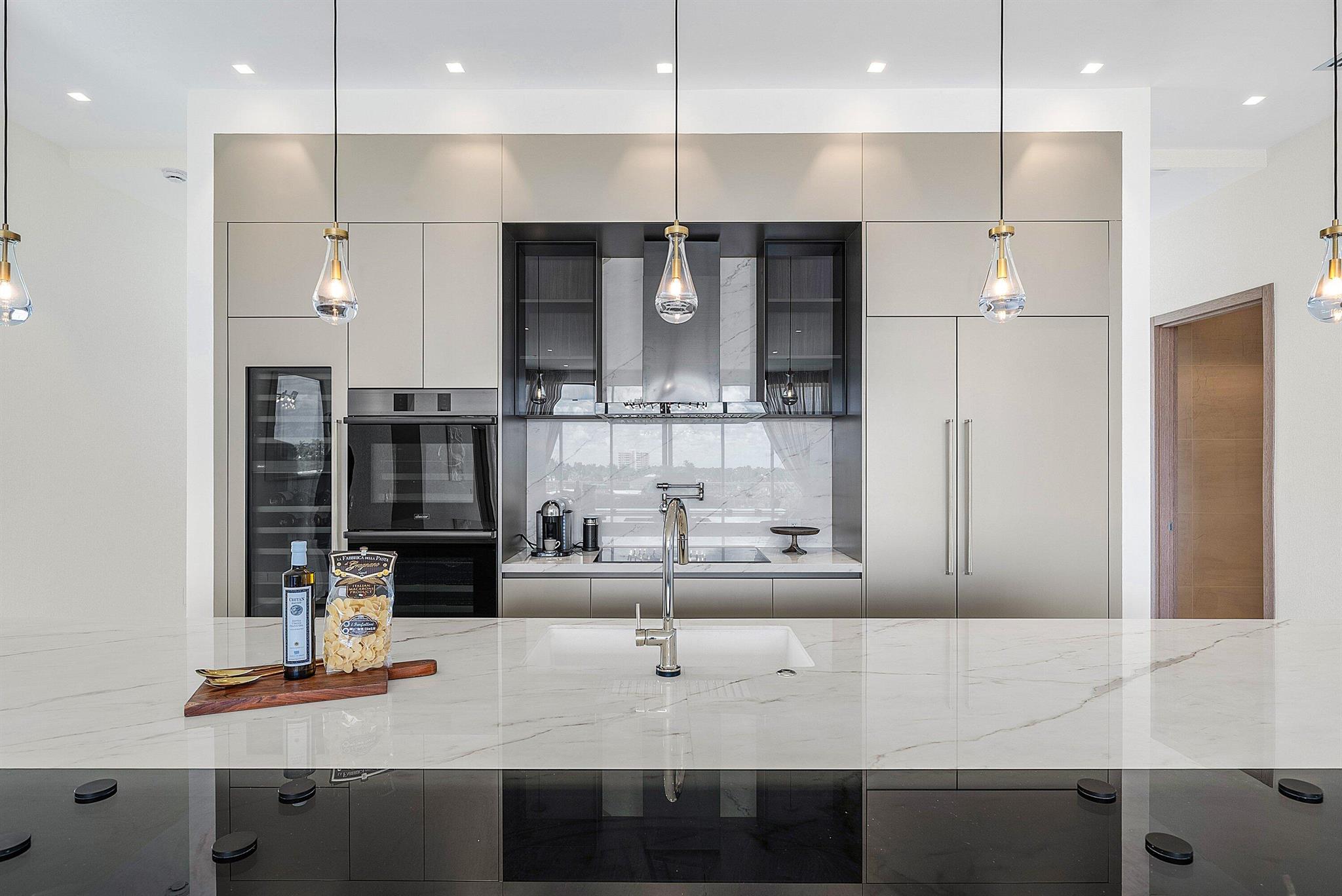 DELRAY TOWN OF - Residential