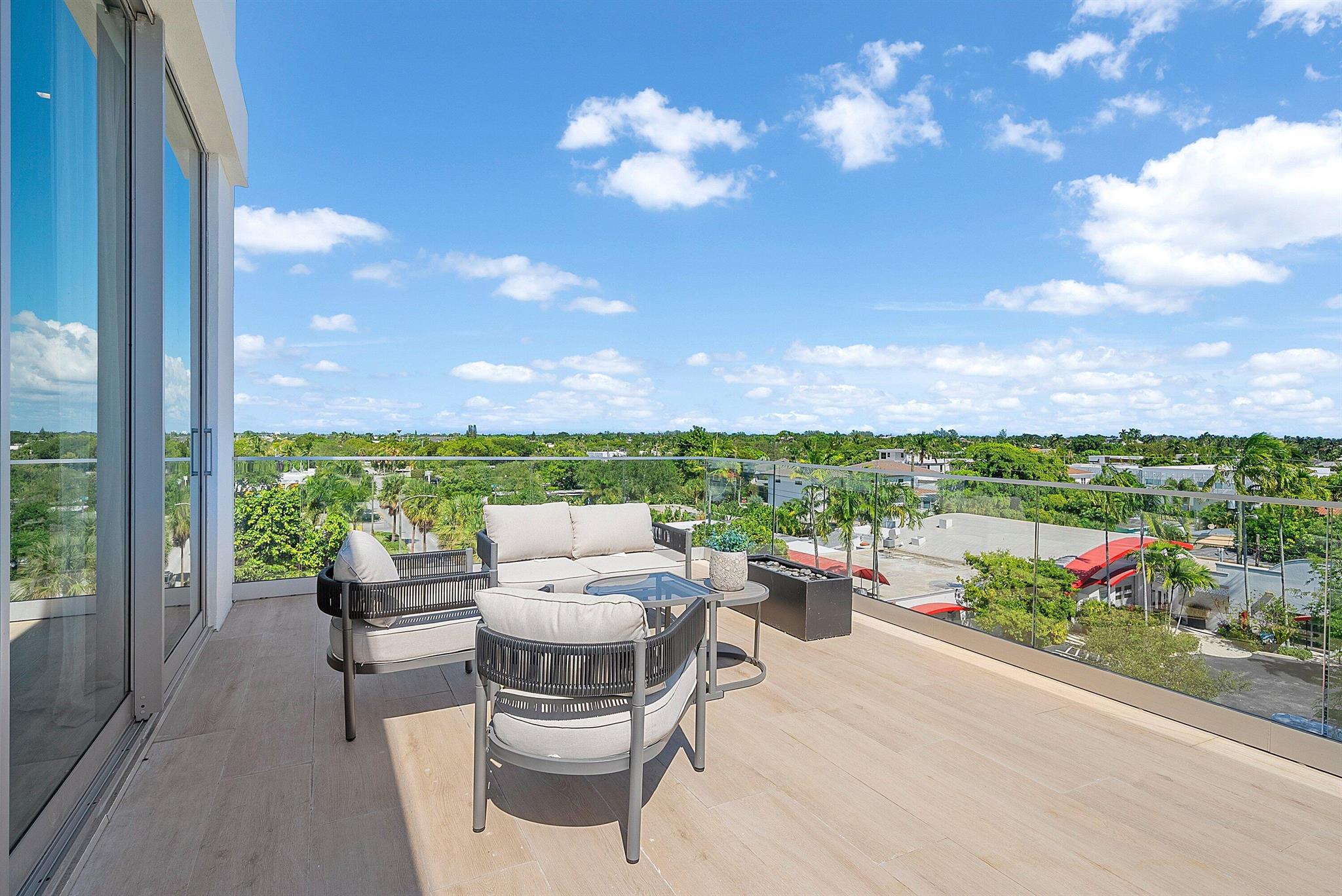 DELRAY TOWN OF - Residential