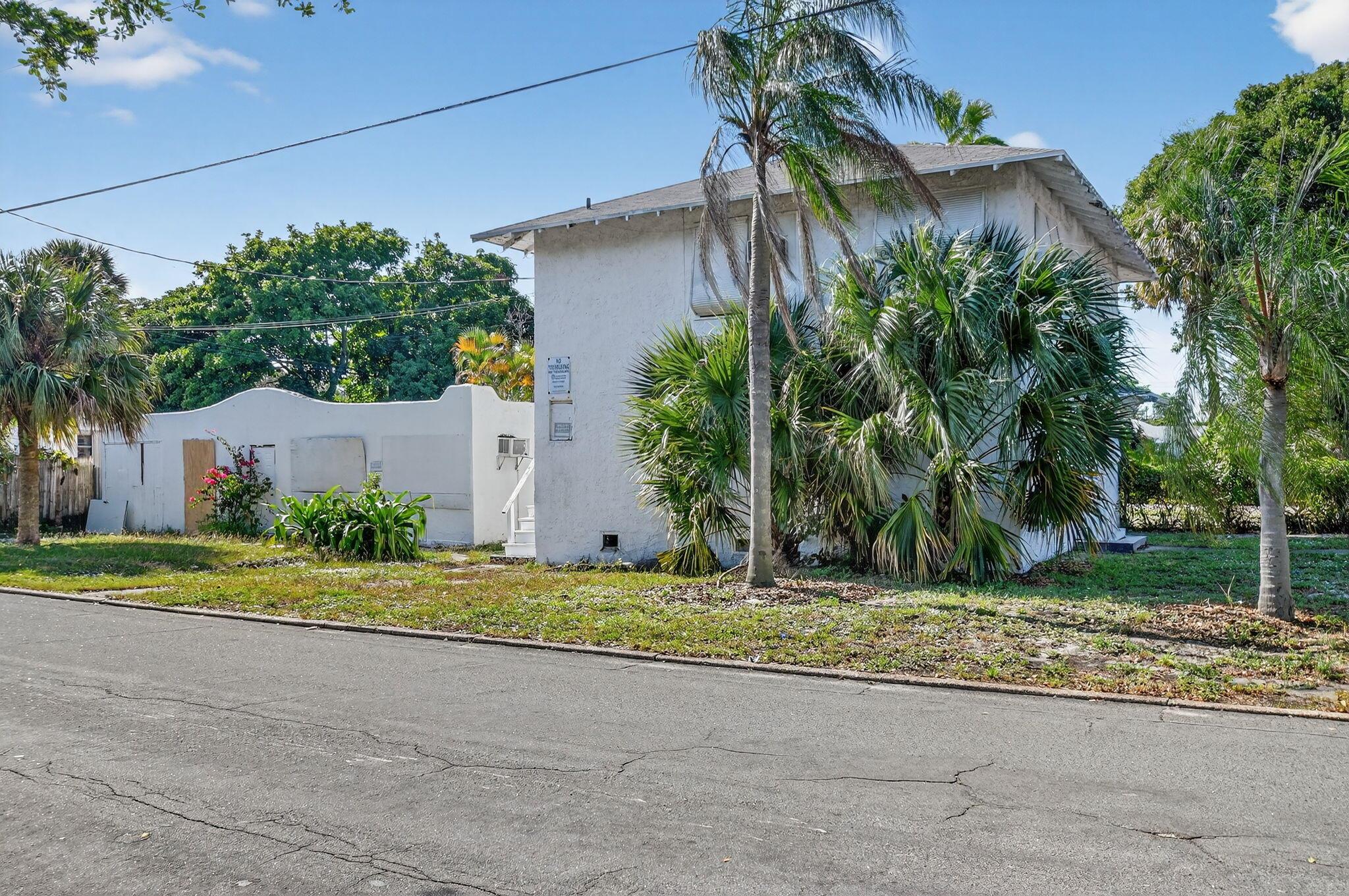 NORTH PALM BCH 4 - Residential Income