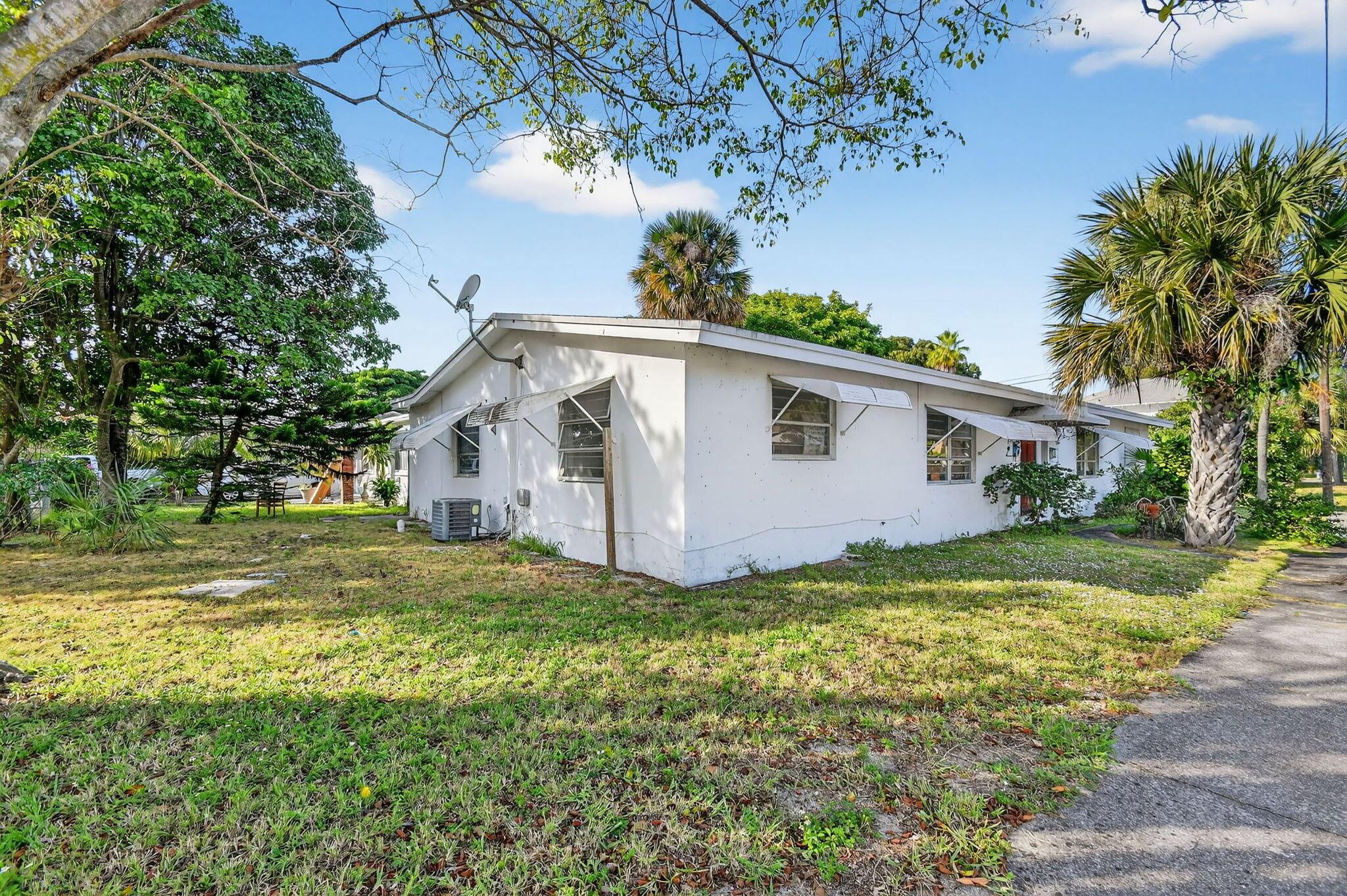 NORTH PALM BCH 4 - Residential Income