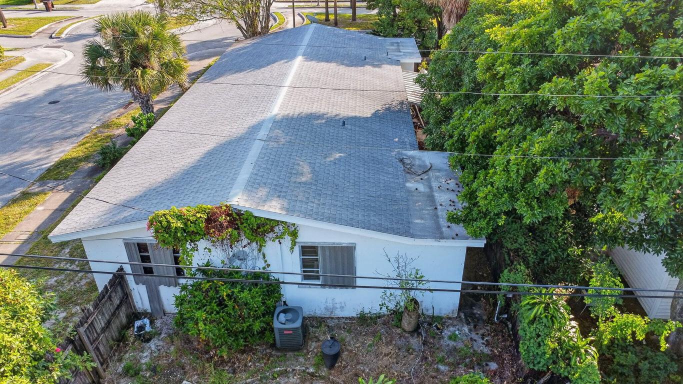 NORTH PALM BCH 4 - Residential Income