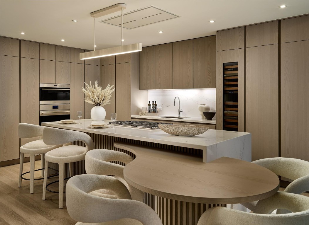 2221 SE 17 Street 804