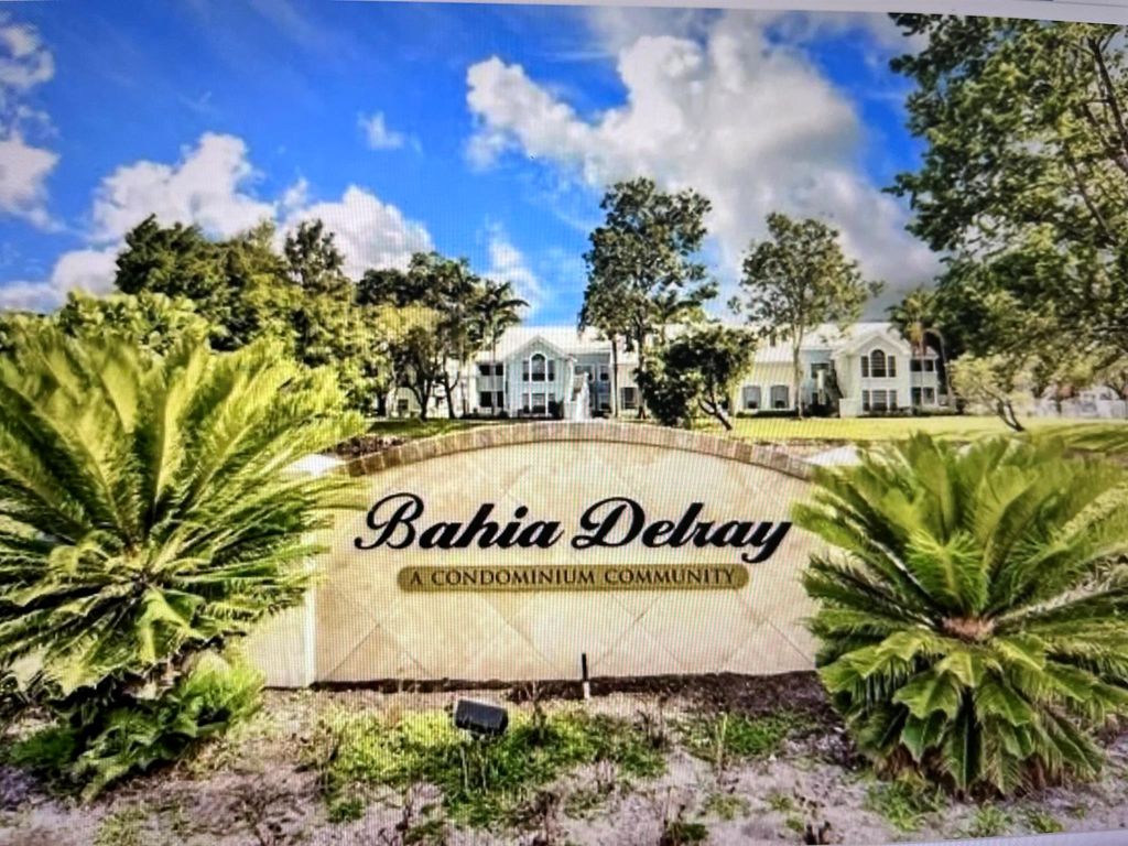 Photo of 1165 Crystal Way #N, Delray Beach, FL 33444 (MLS # R10963013)