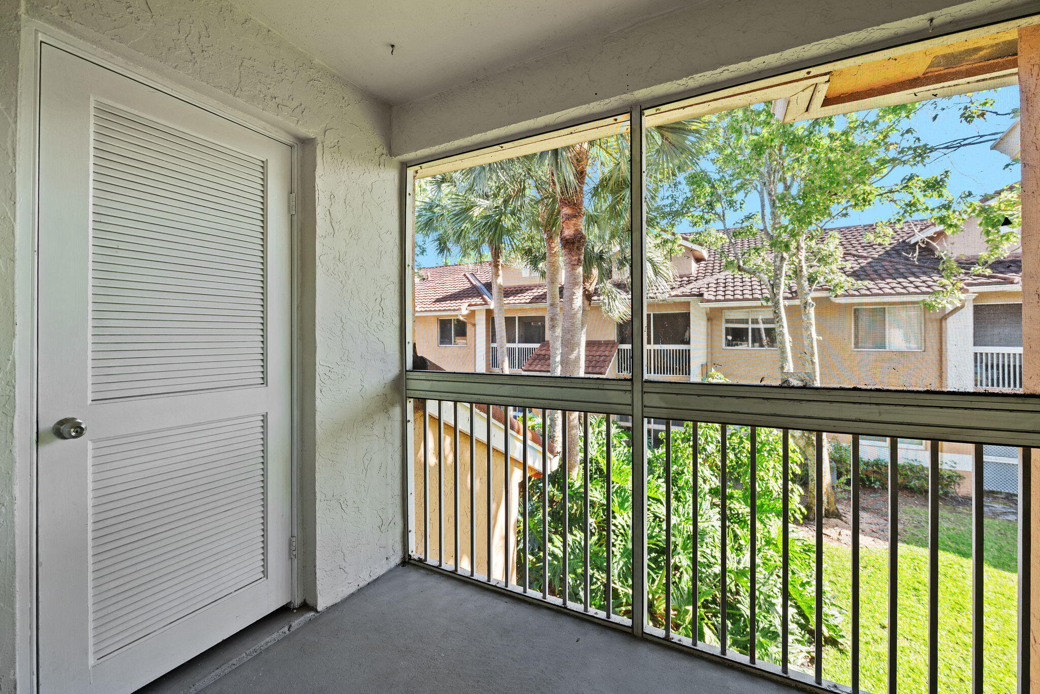 COLONNADES CONDO - Residential