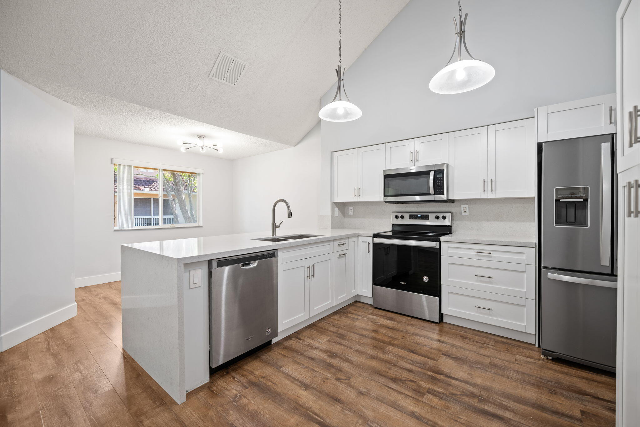 COLONNADES CONDO - Residential