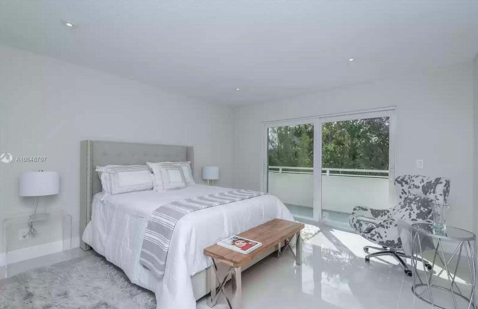 POMPANO BY THE SEA CONDO - Residential Lease