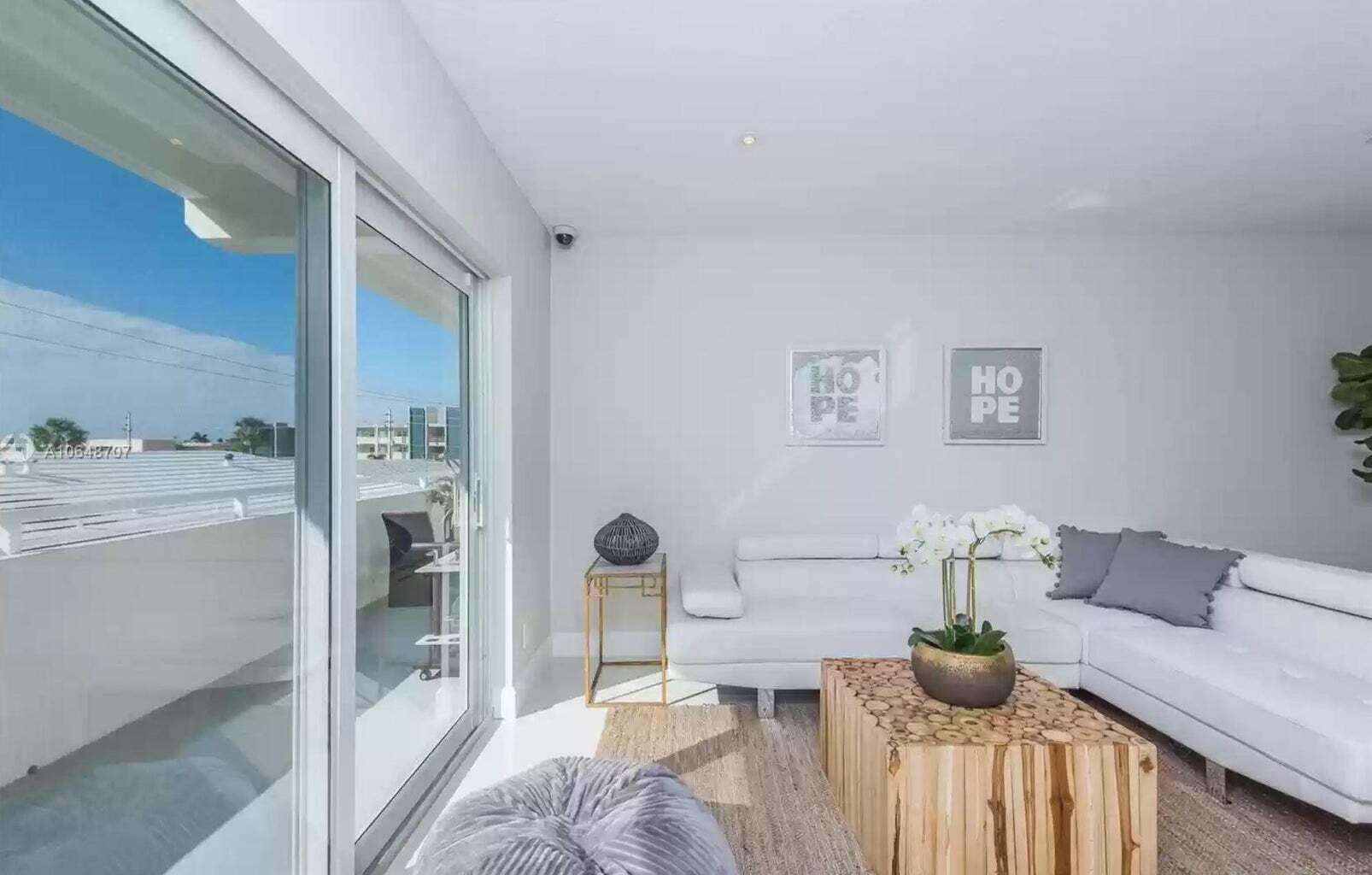 POMPANO BY THE SEA CONDO - Residential Lease