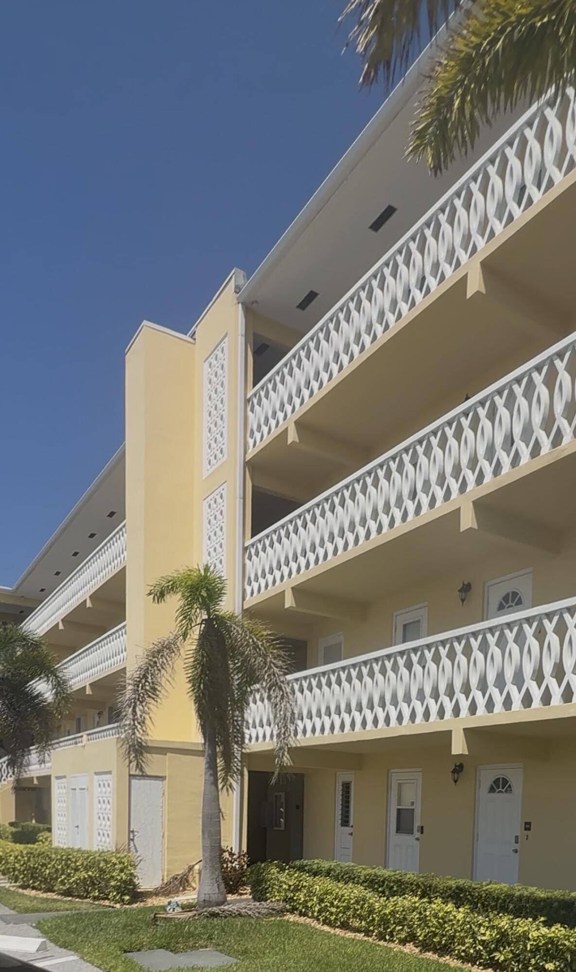 RIVER HOUSE TERRACE CONDO - Residential