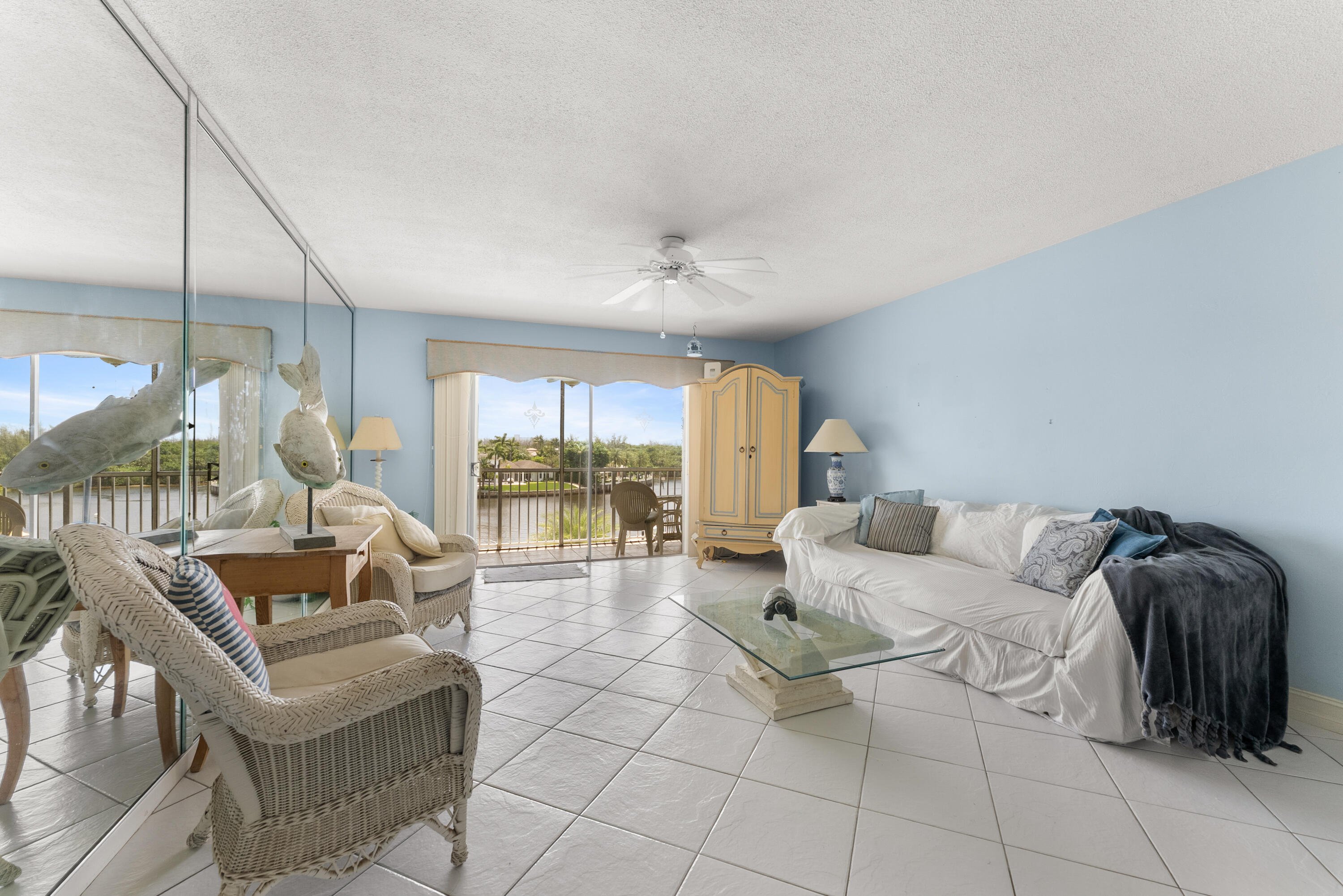 RIVER HOUSE TERRACE CONDO - Residential