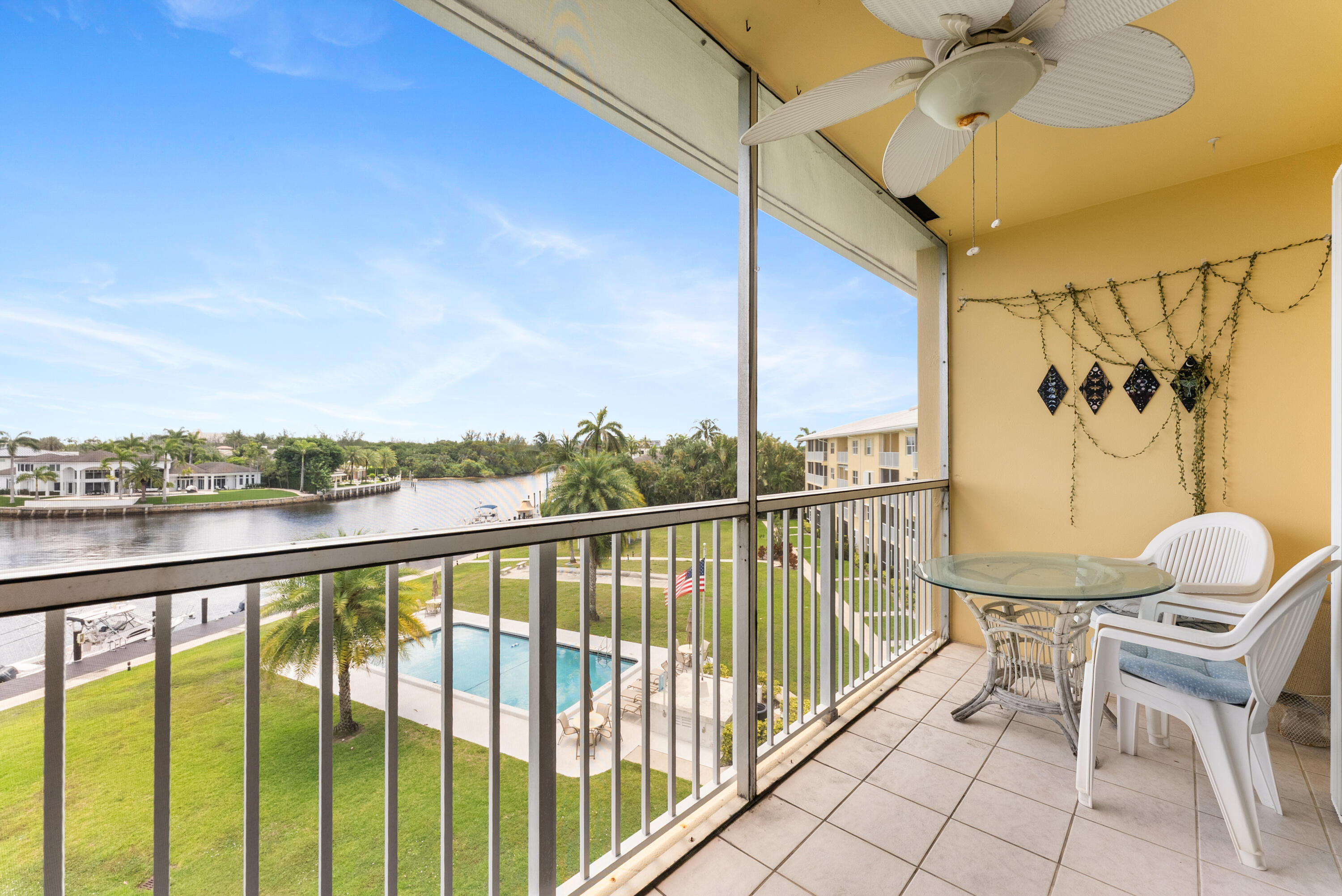 RIVER HOUSE TERRACE CONDO - Residential