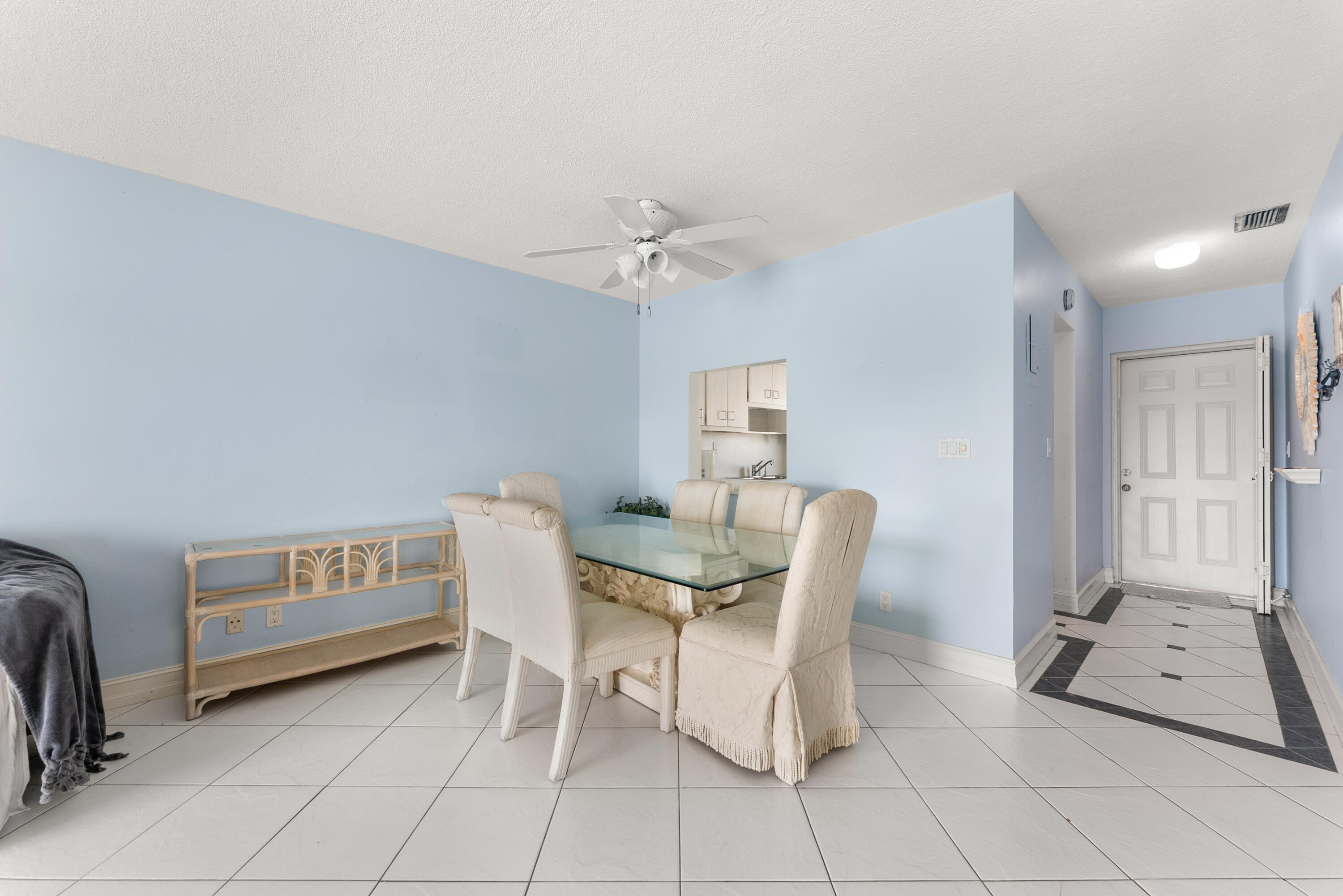 RIVER HOUSE TERRACE CONDO - Residential