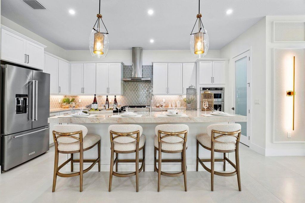 Photo of 12573 Solana Bay Circle, Palm Beach Gardens, FL 33412 (MLS # F10494612)