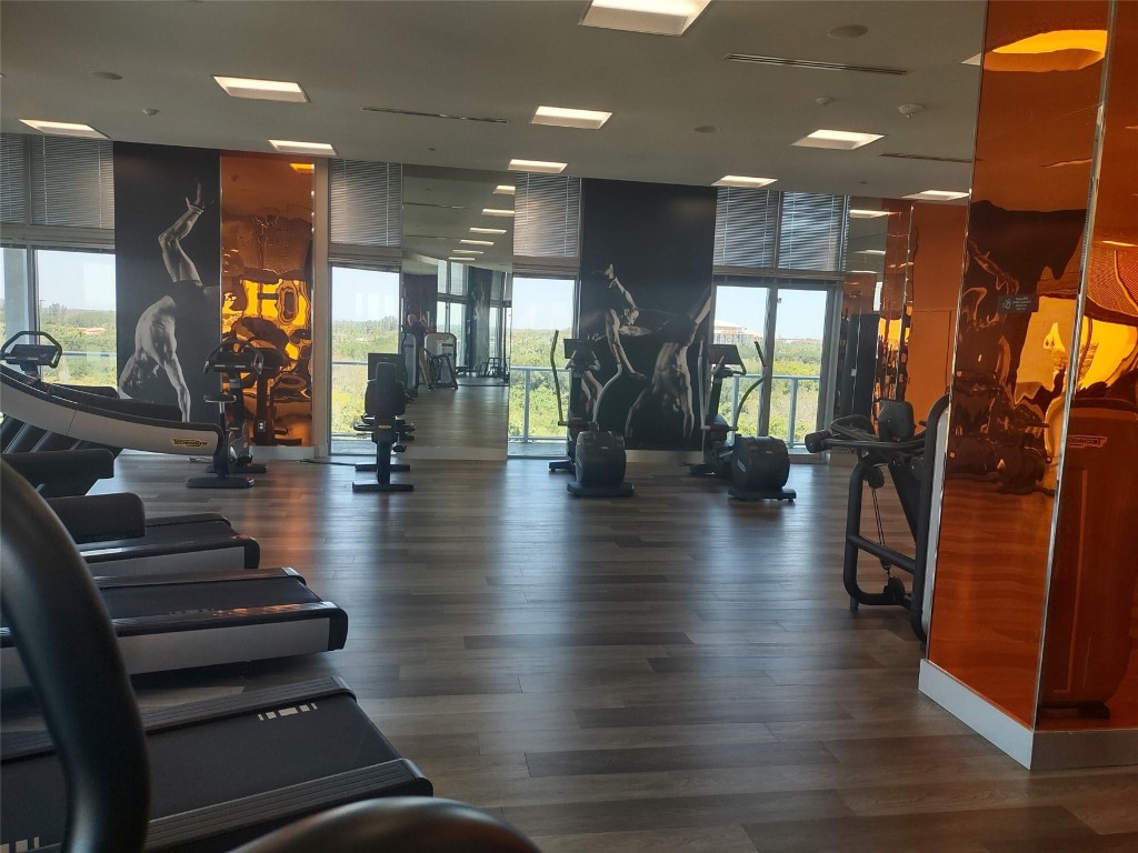 METROPICA - Residential