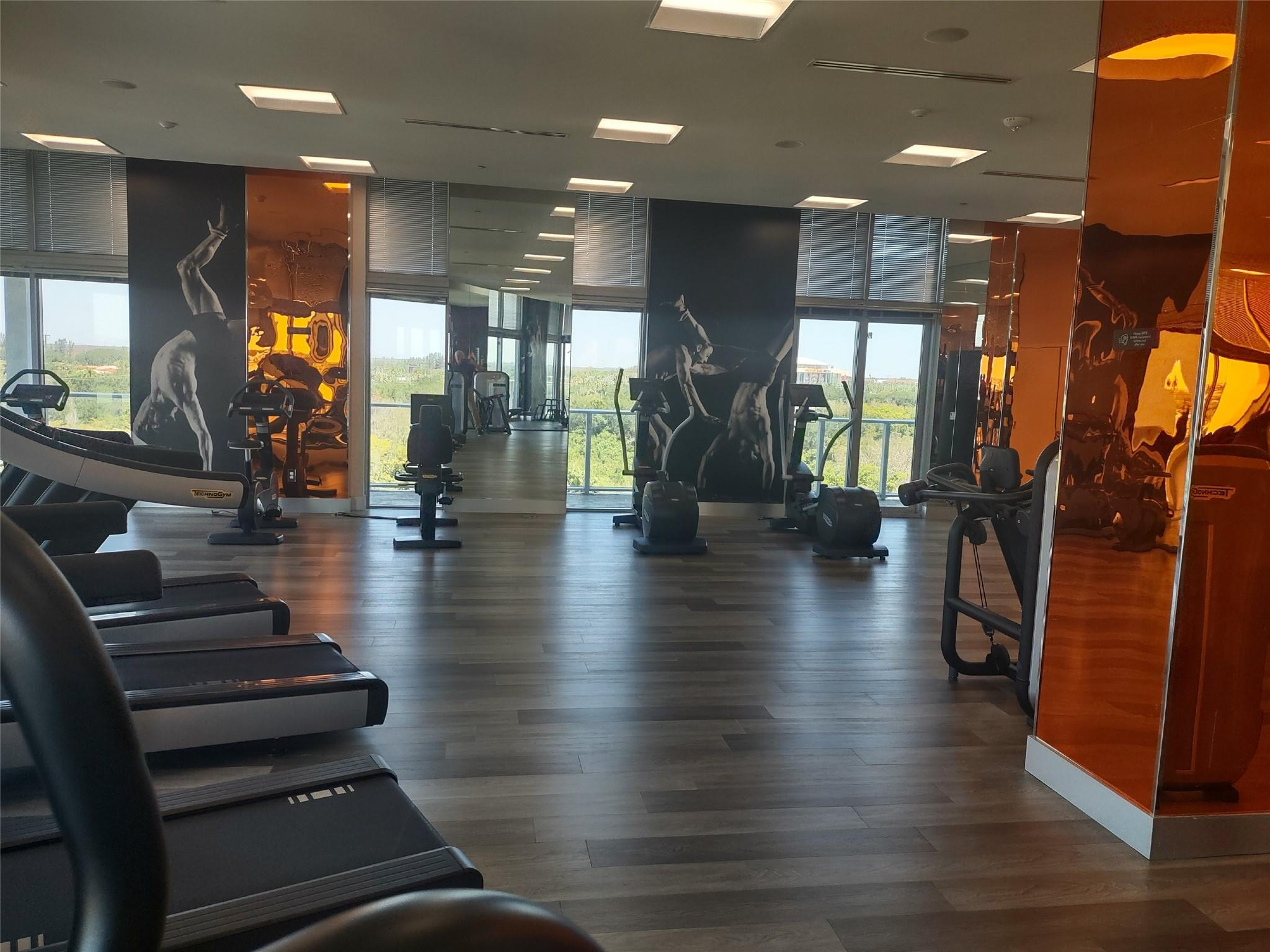 METROPICA - Residential