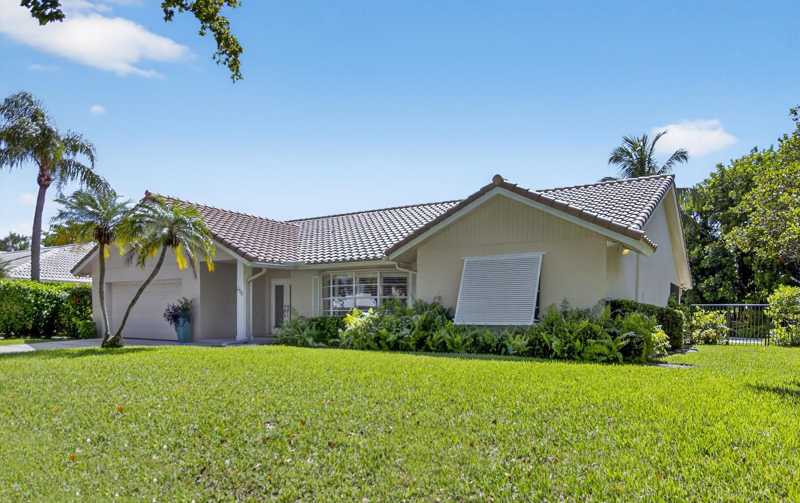 250 Deer Creek WOODLAKE Ln
