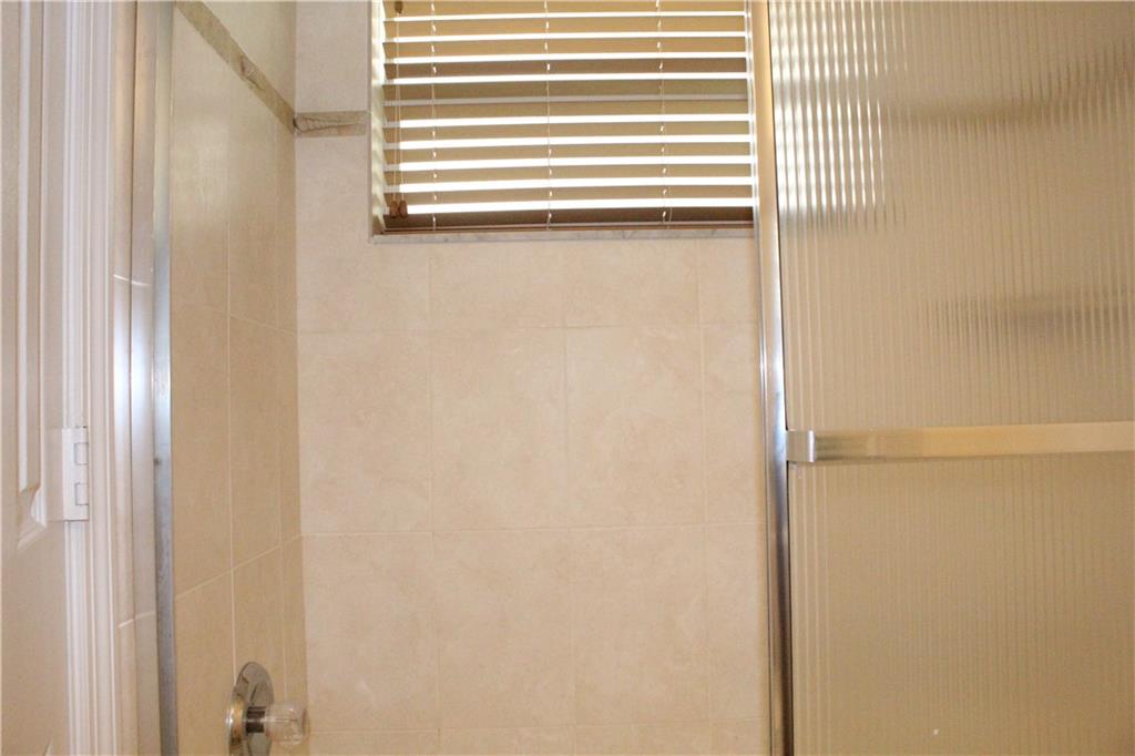 MANSON CONDO - Residential