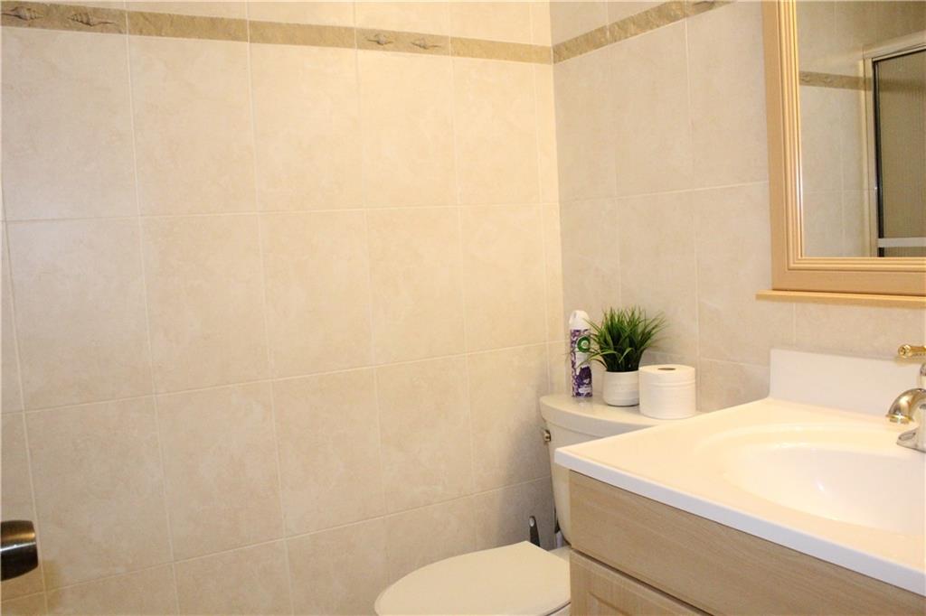 MANSON CONDO - Residential