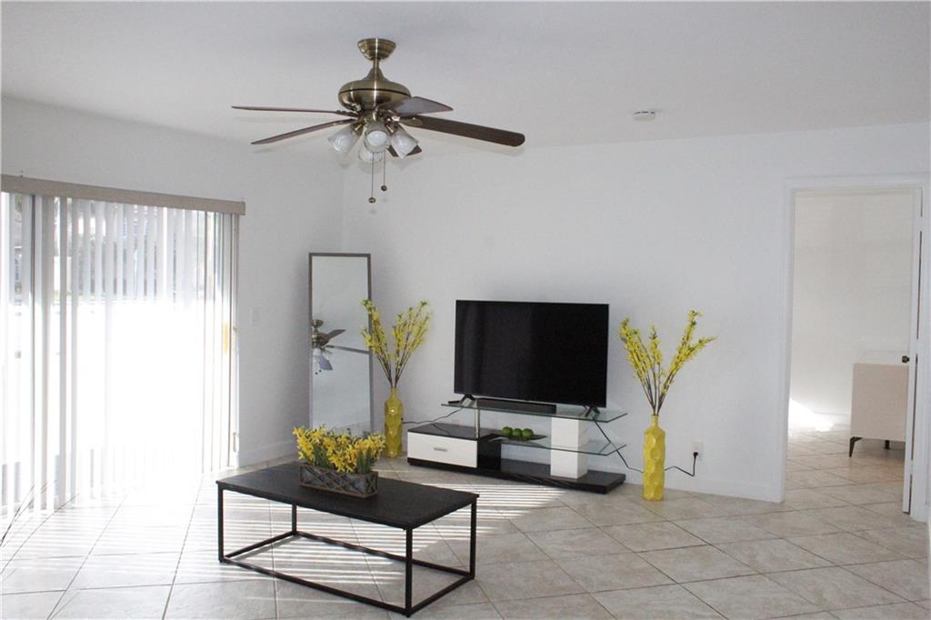 MANSON CONDO - Residential