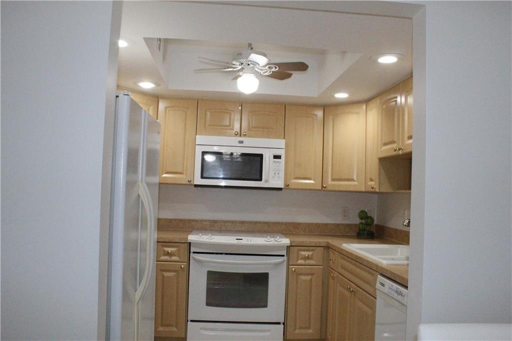 MANSON CONDO - Residential