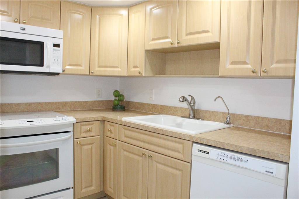 MANSON CONDO - Residential