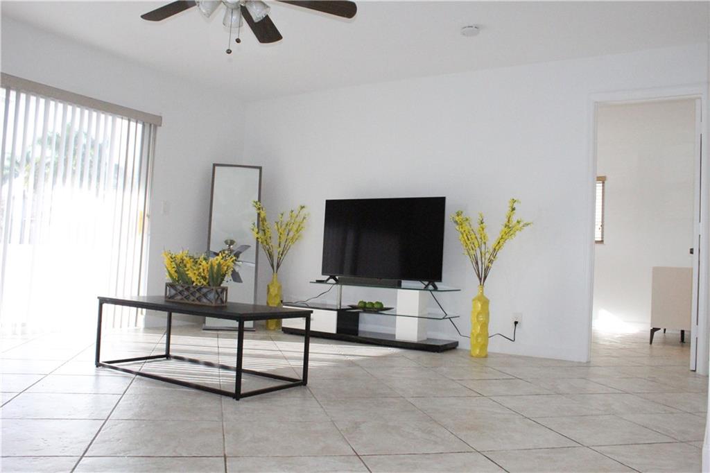 MANSON CONDO - Residential