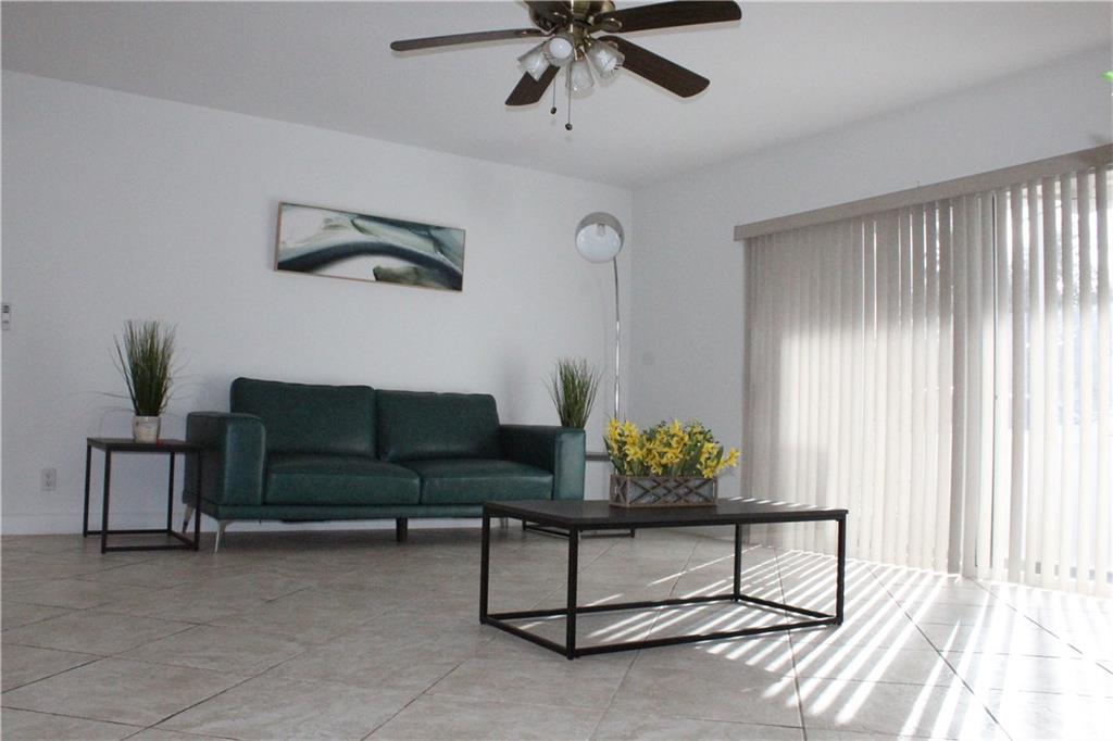 MANSON CONDO - Residential