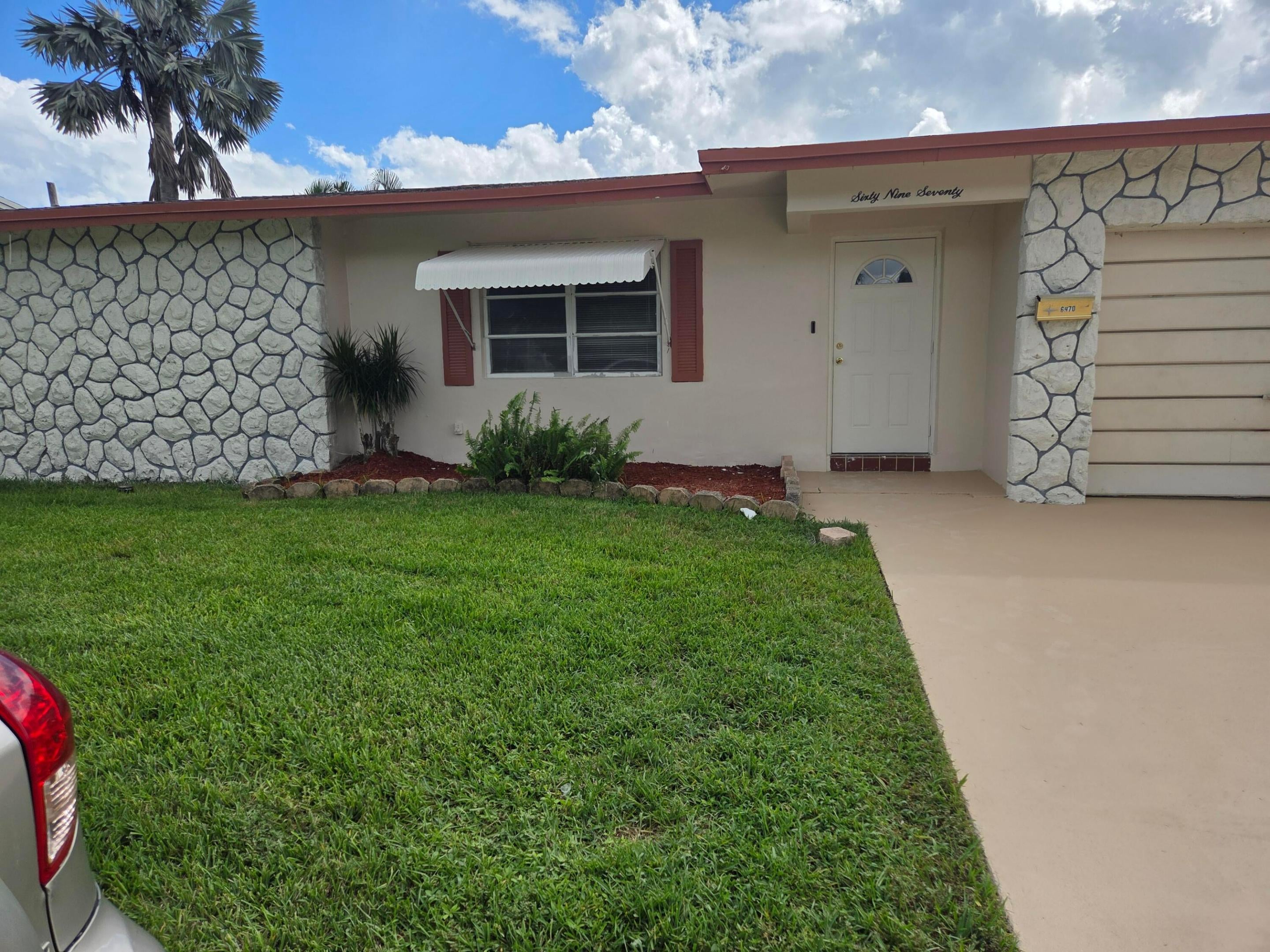 6970 NW 17th Court