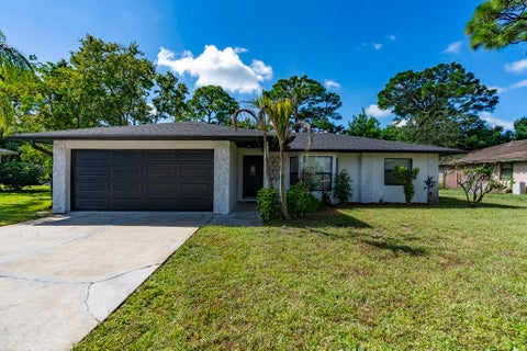 Photo of 6801 Pensacola Road, Fort Pierce, FL 34951 (MLS # B26077283)