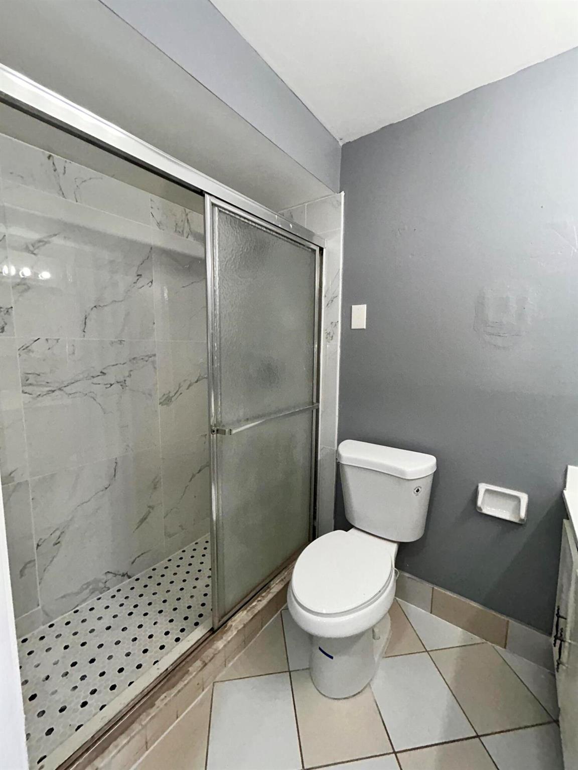 FRENCH QUARTER 3 - Residential Lease