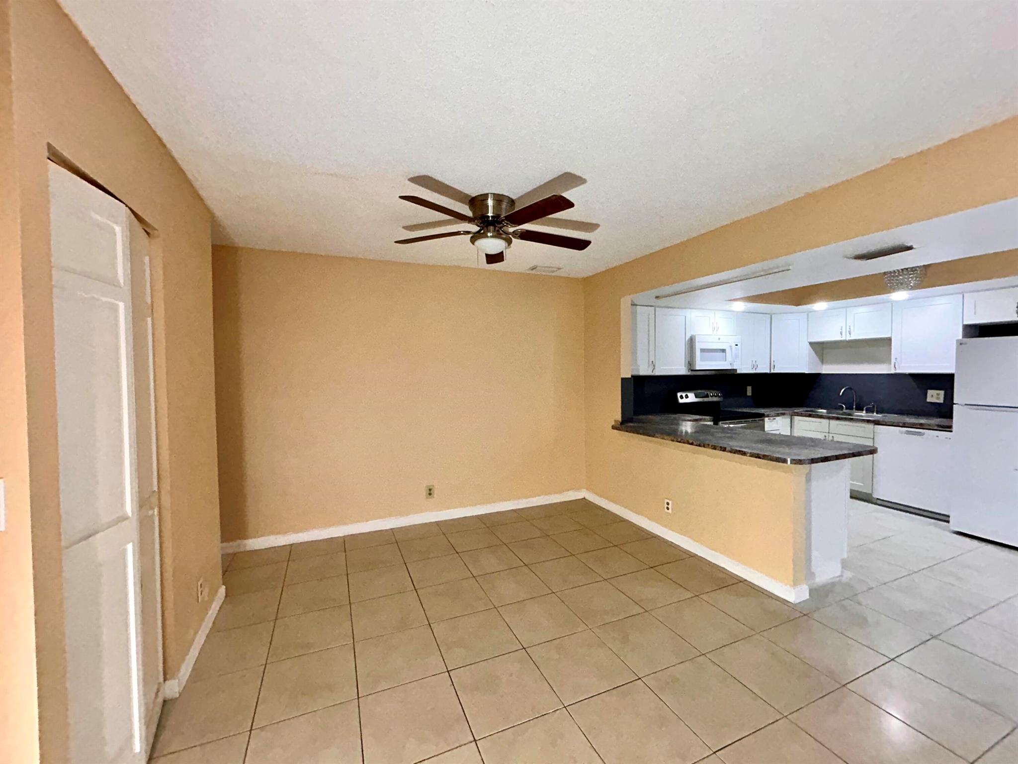 FRENCH QUARTER 3 - Residential Lease