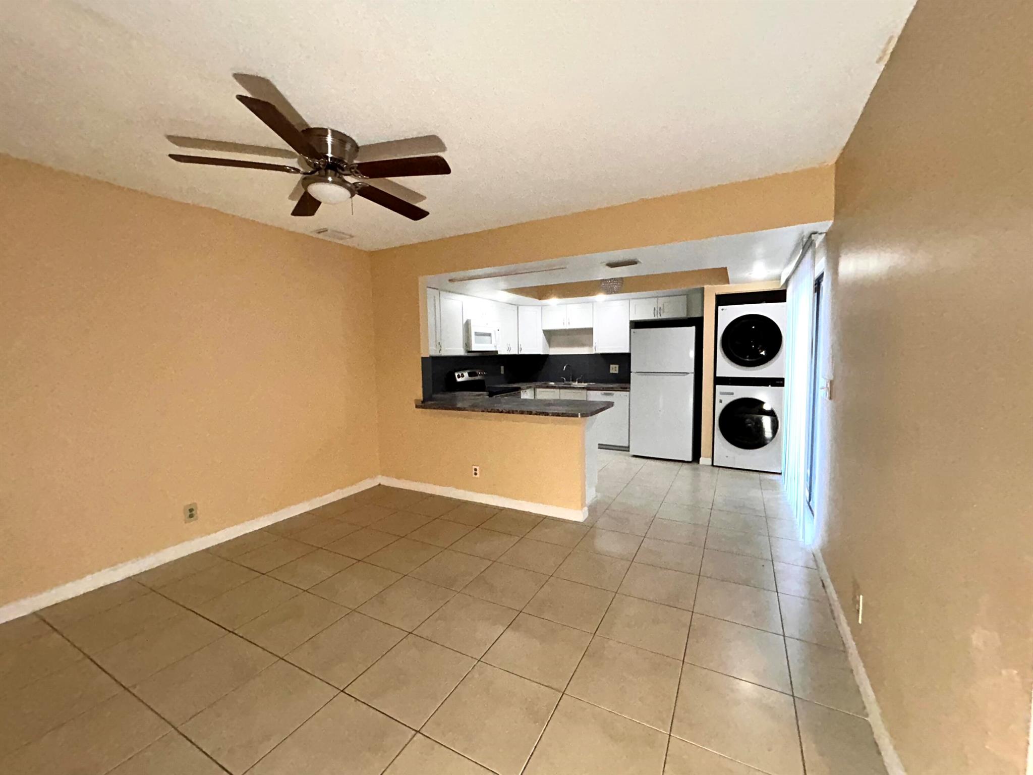 FRENCH QUARTER 3 - Residential Lease