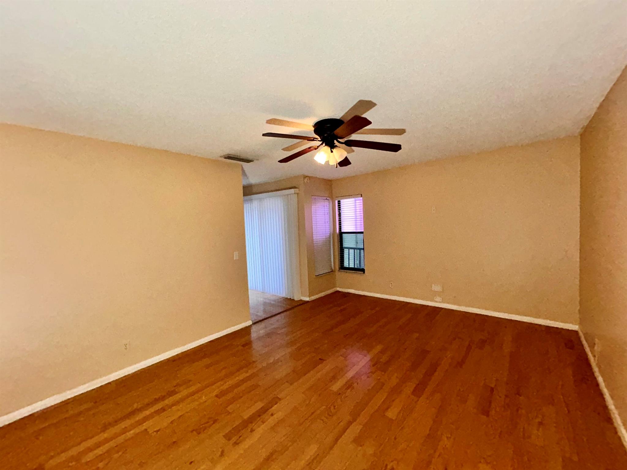 FRENCH QUARTER 3 - Residential Lease