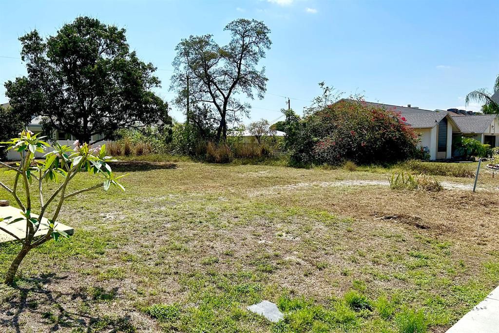 Photo of 2101 SE Floresta Drive, Port St Lucie, FL 34984 (MLS # R10882463)