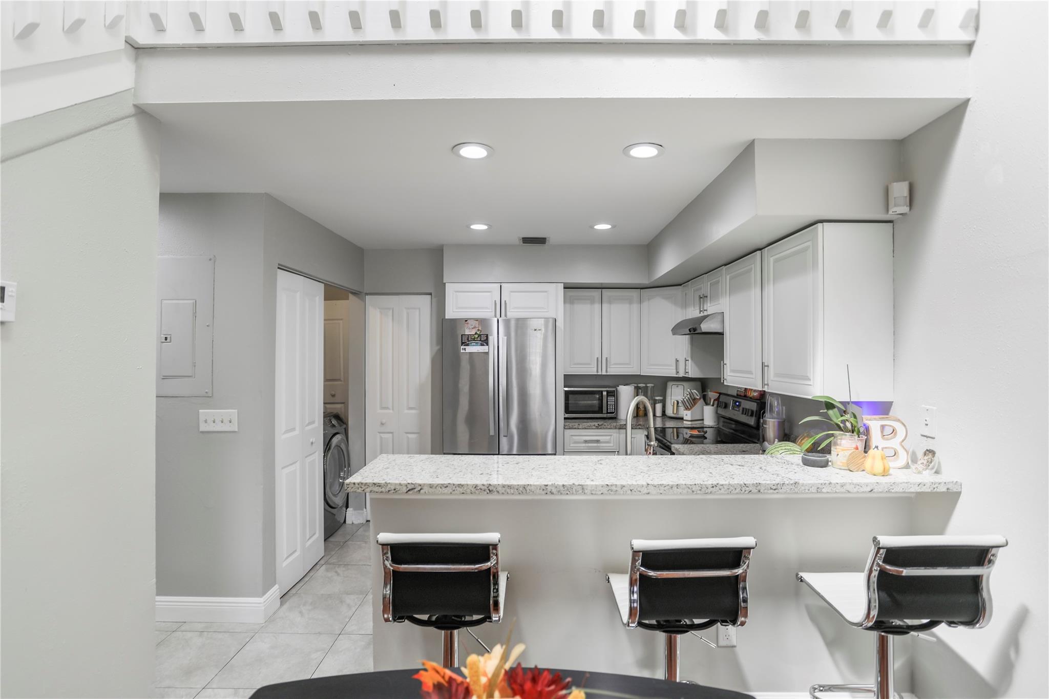 Players Place Townhomes - Residential