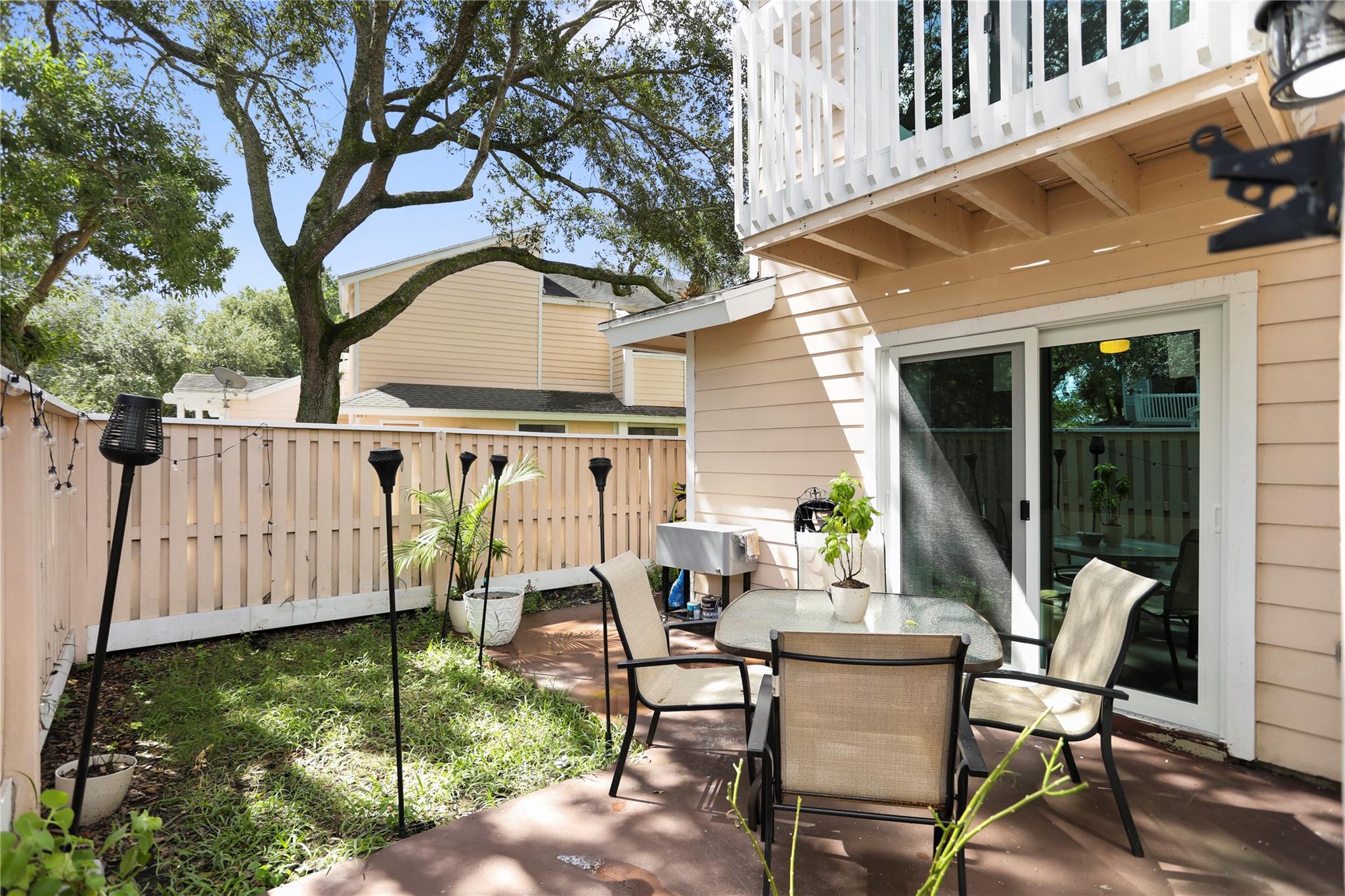 Players Place Townhomes - Residential