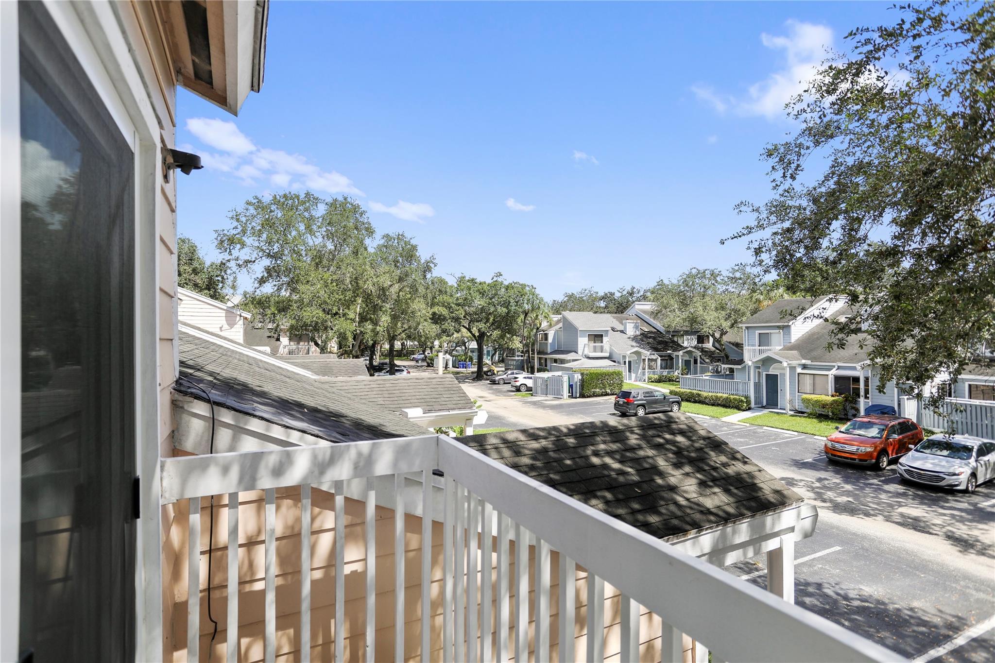 Players Place Townhomes - Residential