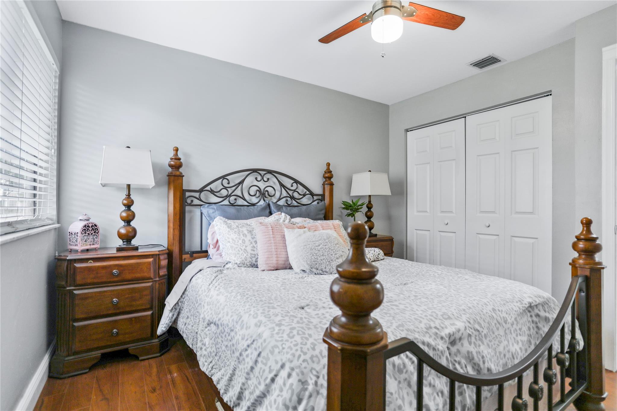 Players Place Townhomes - Residential