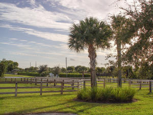 PALM BEACH POINT EAST - Residential