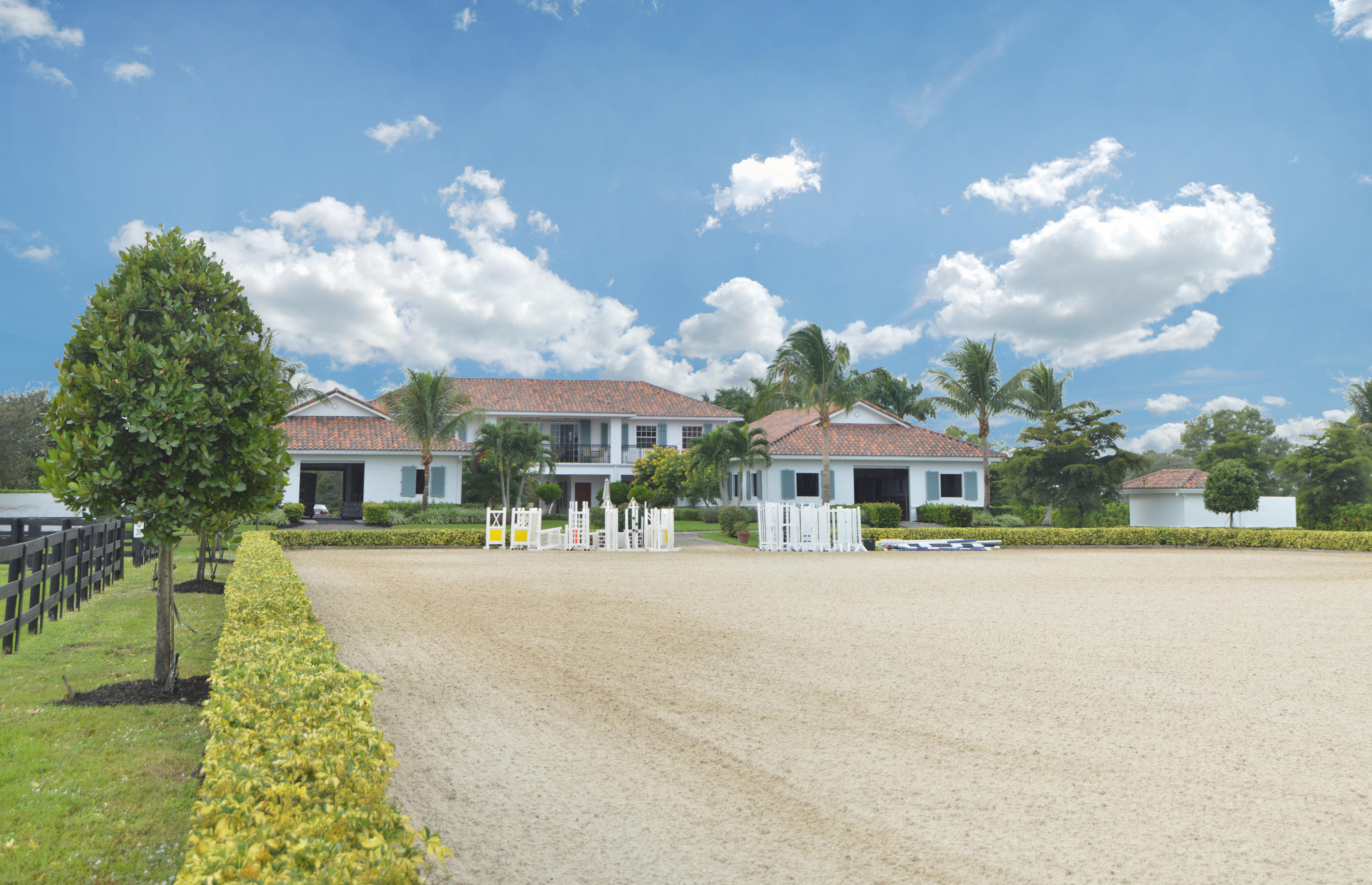 PALM BEACH POINT EAST - Residential
