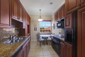 PALM BEACH POINT EAST - Residential