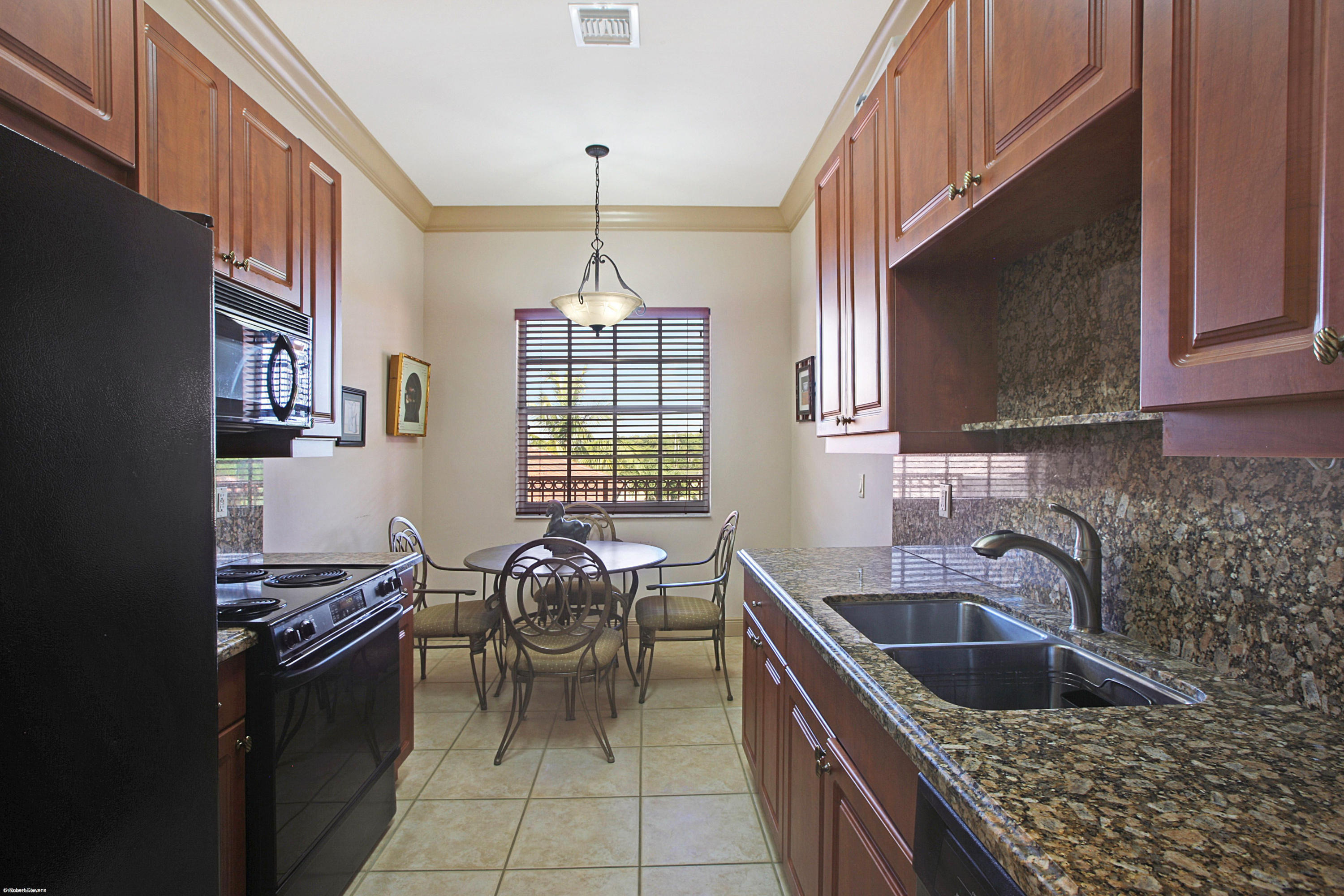 PALM BEACH POINT EAST - Residential